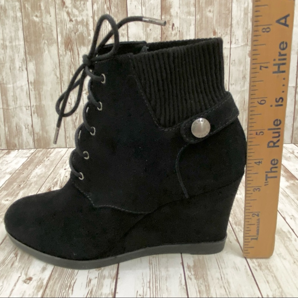 MICHAEL Michael Kors “Carrigan” Black Suede Wedge Lace Up Booties 8.5 - Picture 4 of 16